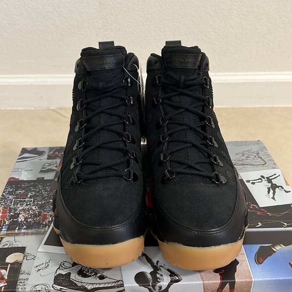 Jordan Sneakers - Picture 2 of 9